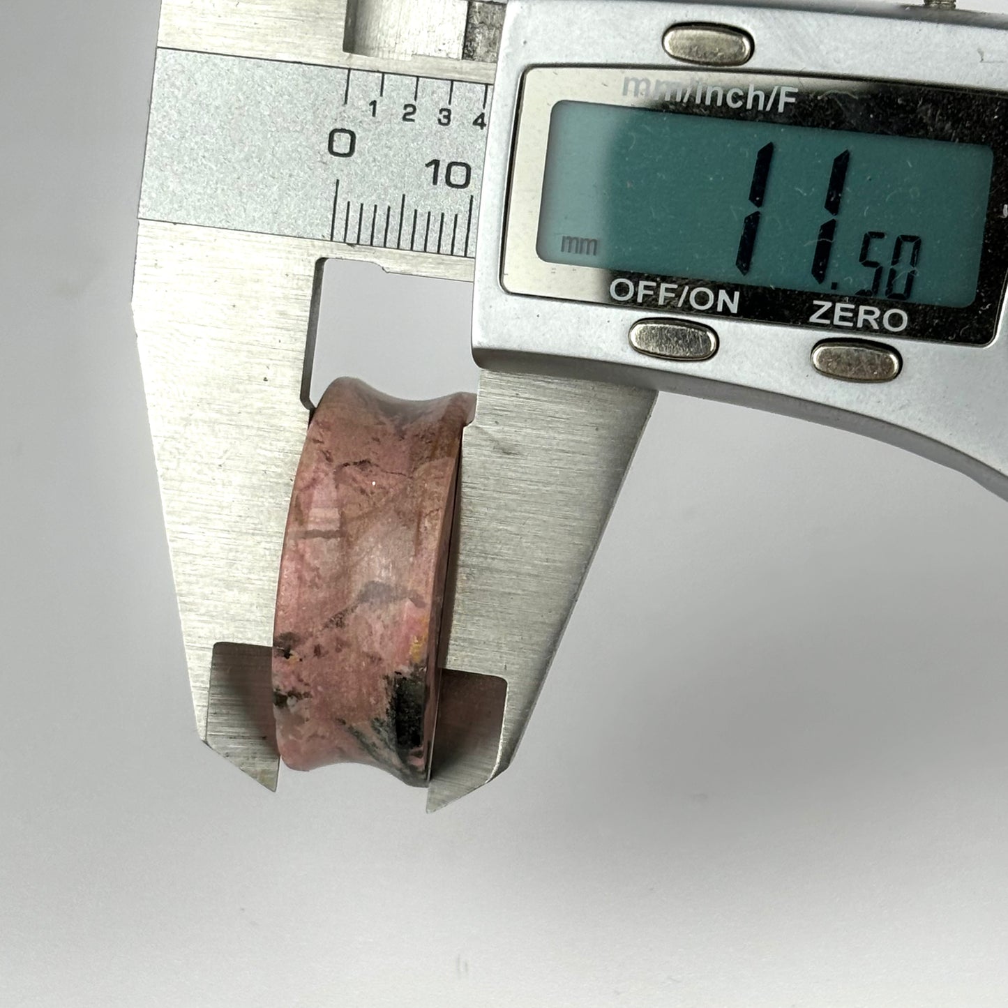 pink rhodonite 1.10" (28mm)