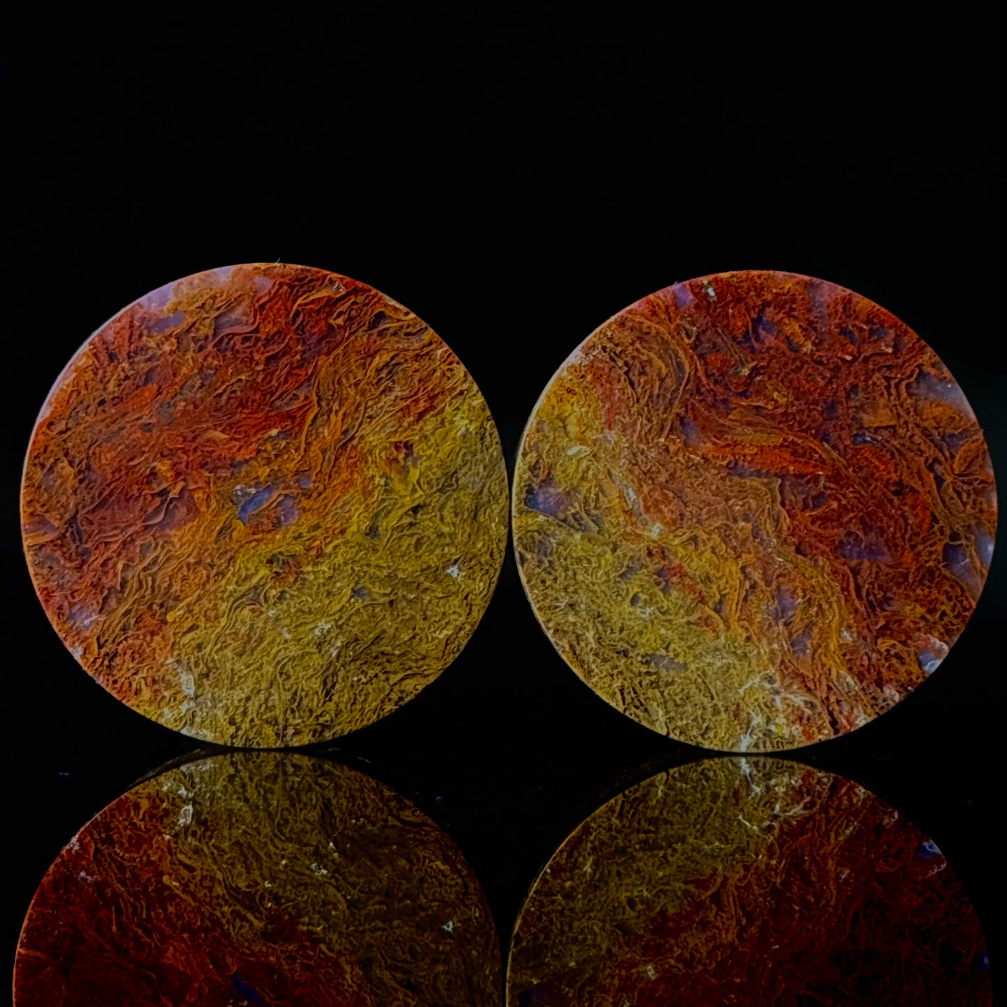 1 1/2” (38mm)Red Moss Agate