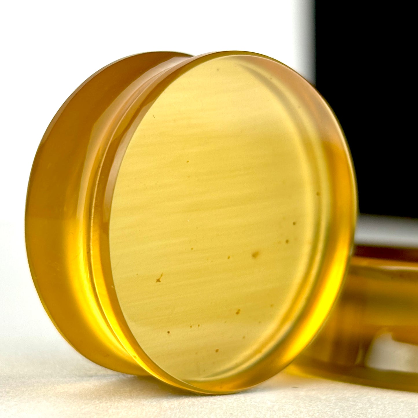 Amber 1.10" (28mm)