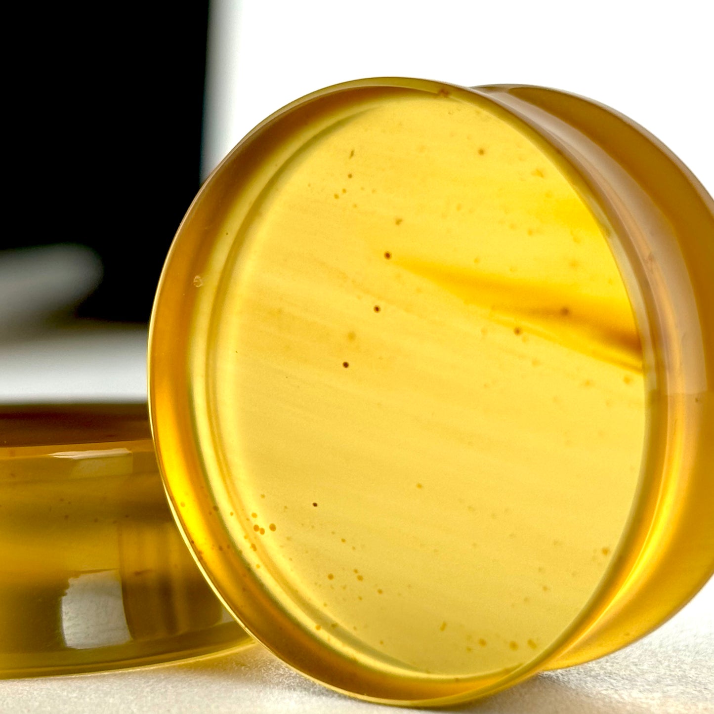 Amber 1.10" (28mm)