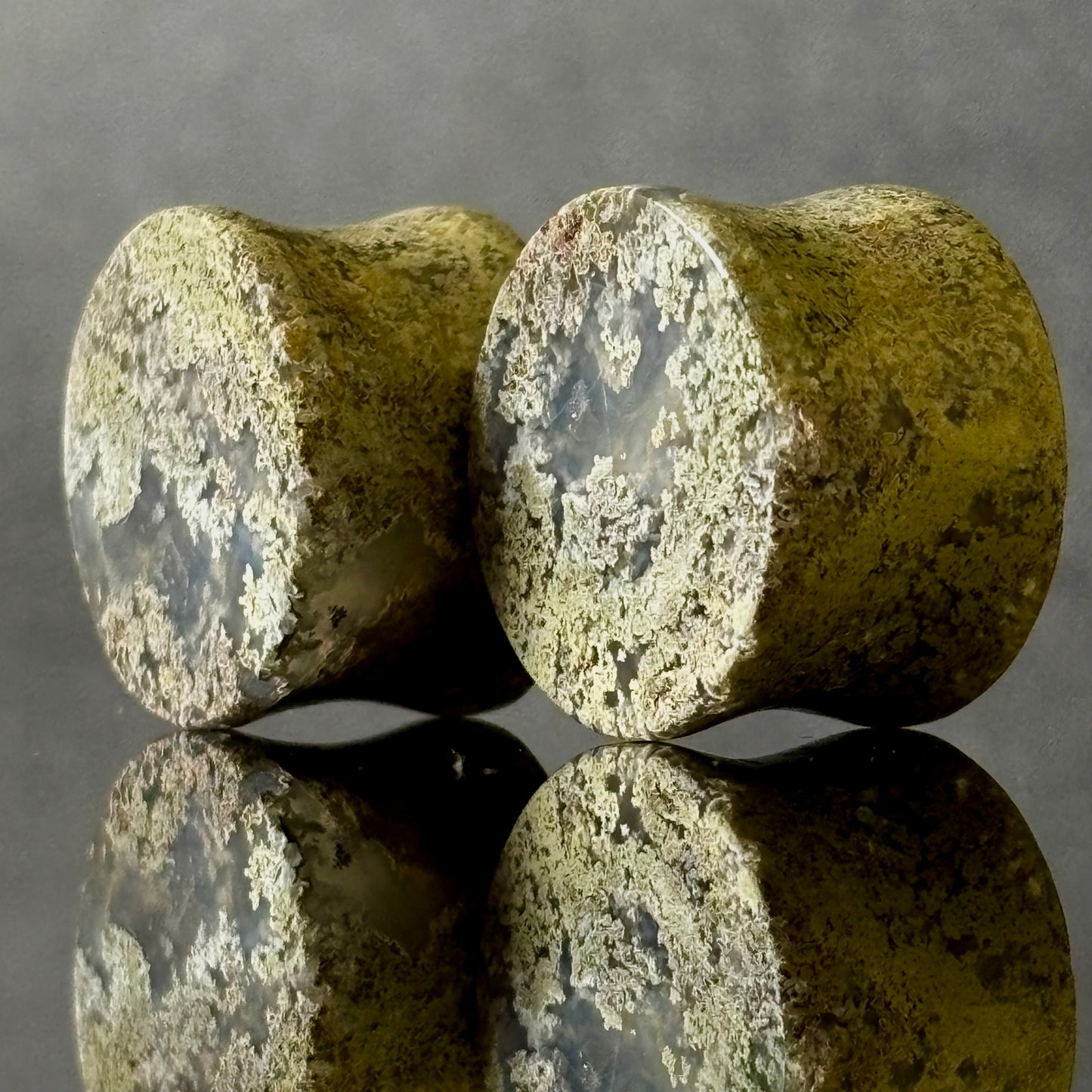 3/4" / 19mm Moss Agate