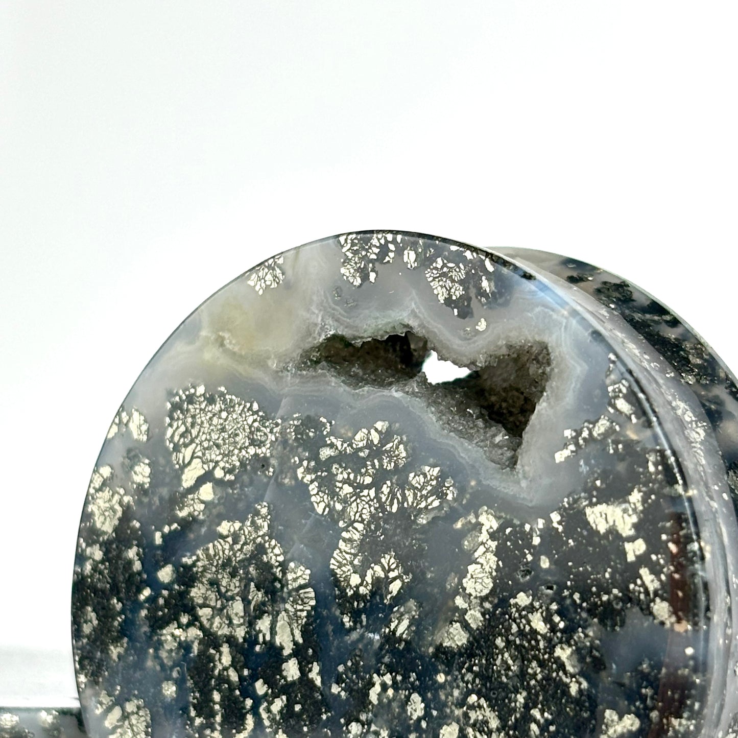 Marcasite in agate 1  5/8" (41mm)