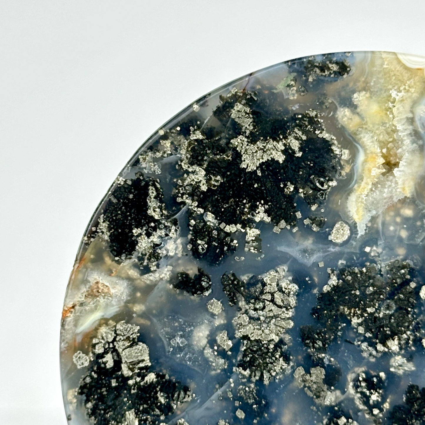 Marcasite in agate 1  5/8" (41mm)