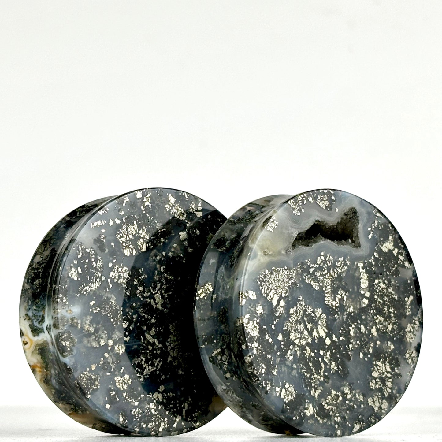 Marcasite in agate 1  5/8" (41mm)