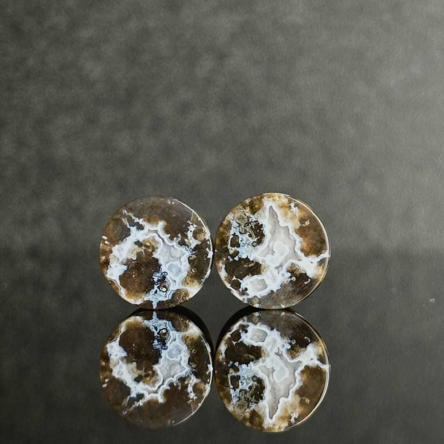 00g / 10mm Sumatra Agate