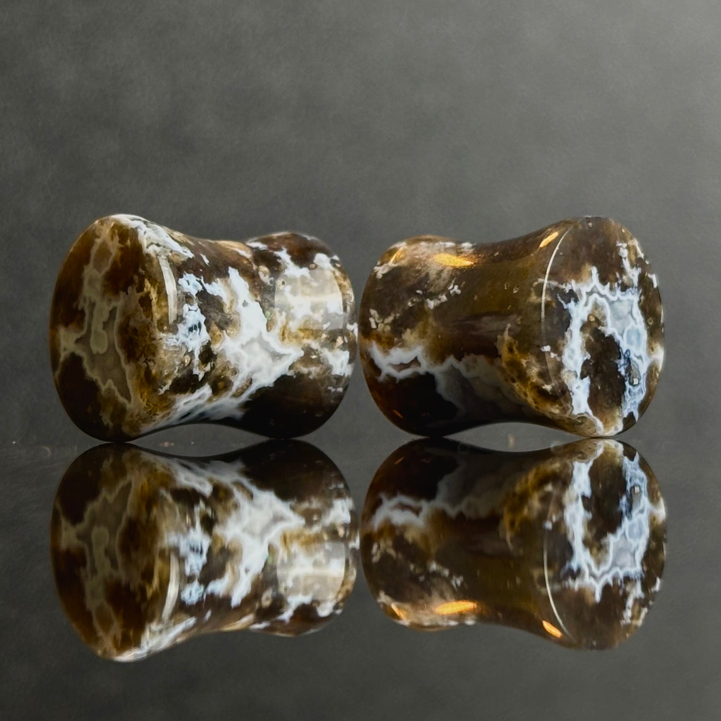 00g / 10mm Sumatra Agate