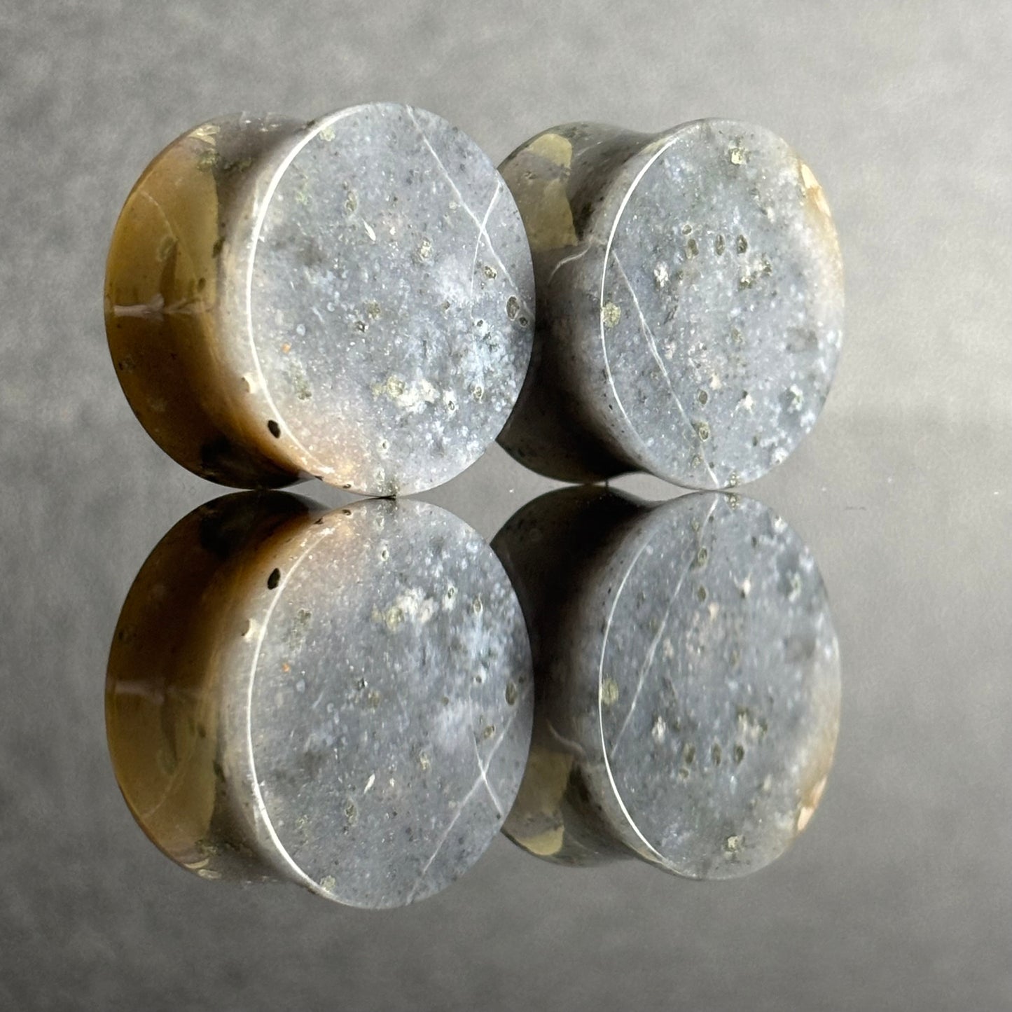 3/4" / 19mm Purple Polkadots
